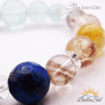 迷いをほどき、静かな決断を支える青と黄金ブレスレット│Claravia - 画像 (7)